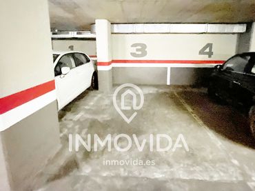 Individual amb ascensor en venda a Carrer de la Tapineria 1