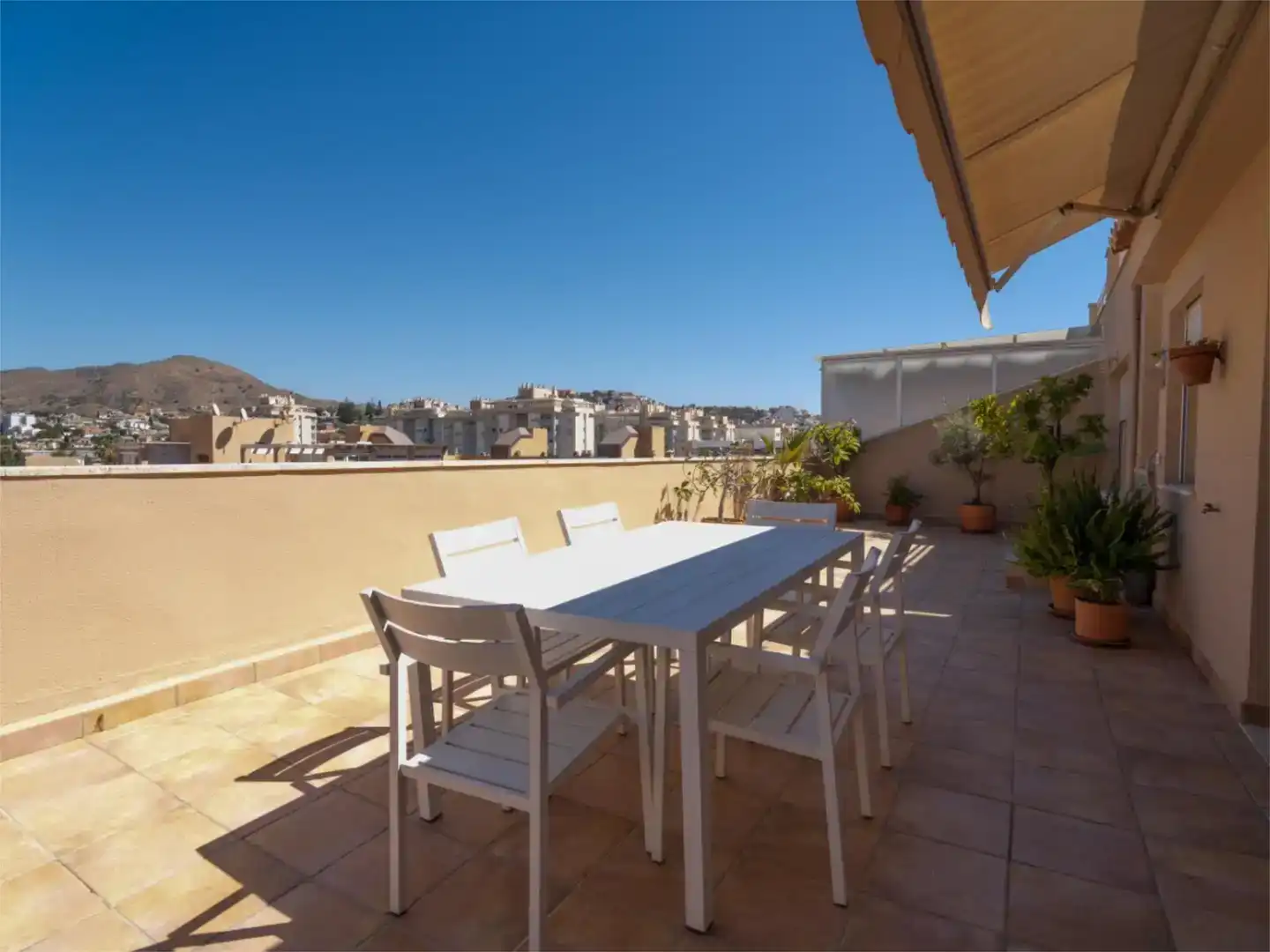 Terrasse von Dachboden zur Miete in Rincón de la Victoria mit Klimaanlage, Abstellraum und Möbliert