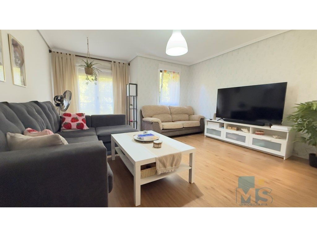 Living room of Flat for sale in Bergara  with Balcony