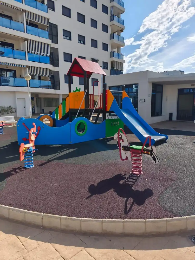 Parkplatz von Wohnung zur Miete in La Pobla de Farnals mit Möbliert, Balkon und Gemeinschaftspool