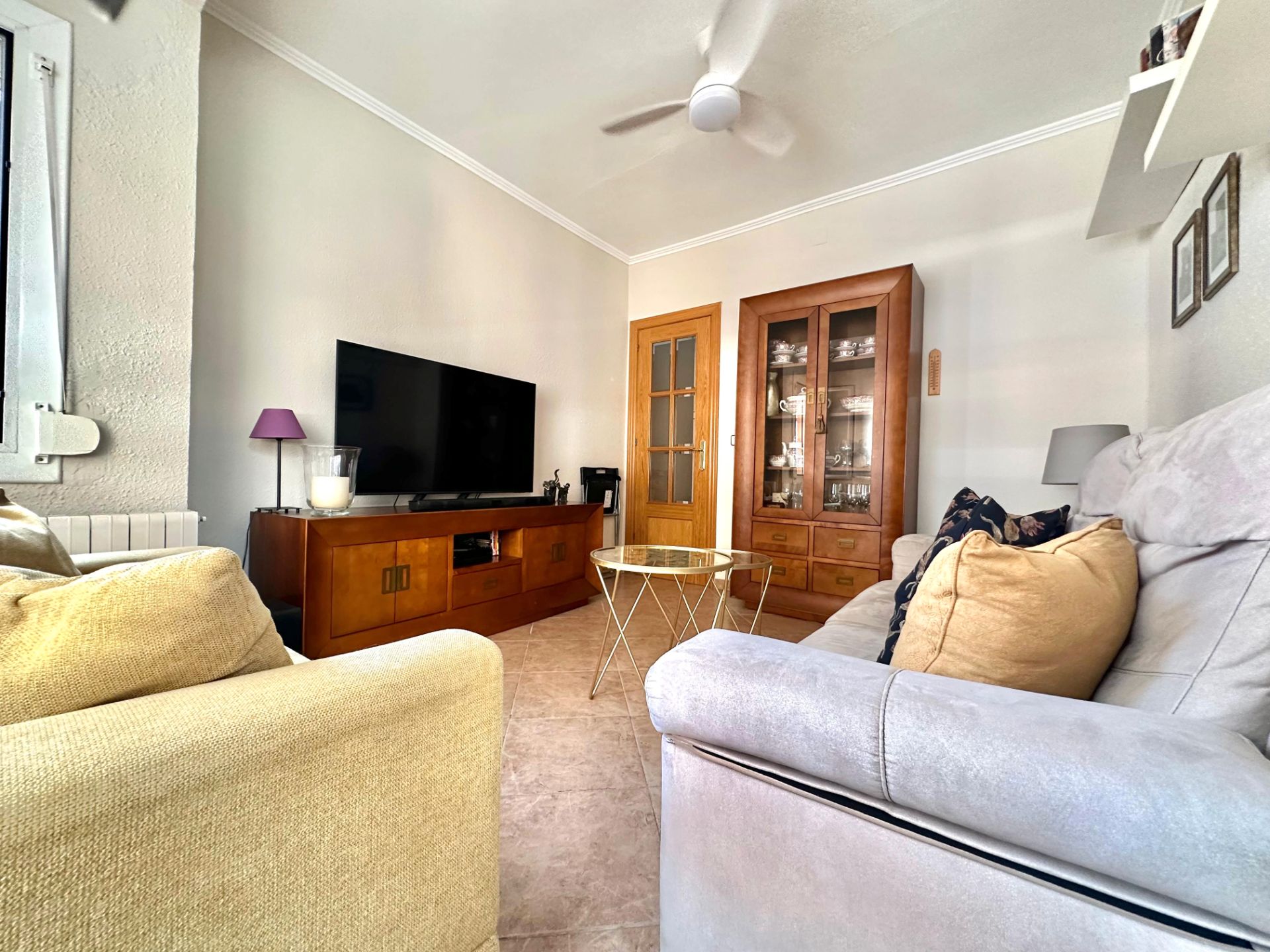 Living room of Flat for sale in Santa Coloma de Gramenet