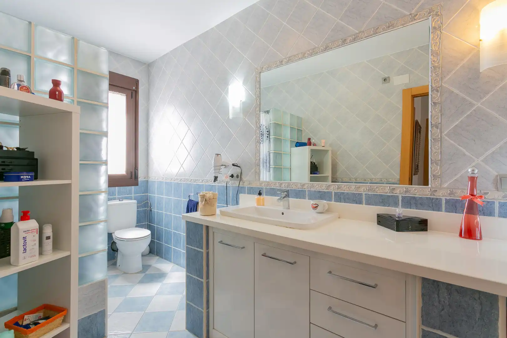 Baño de Casa o chalet en venta en Albolote con Aire acondicionado, Calefacción y Terraza