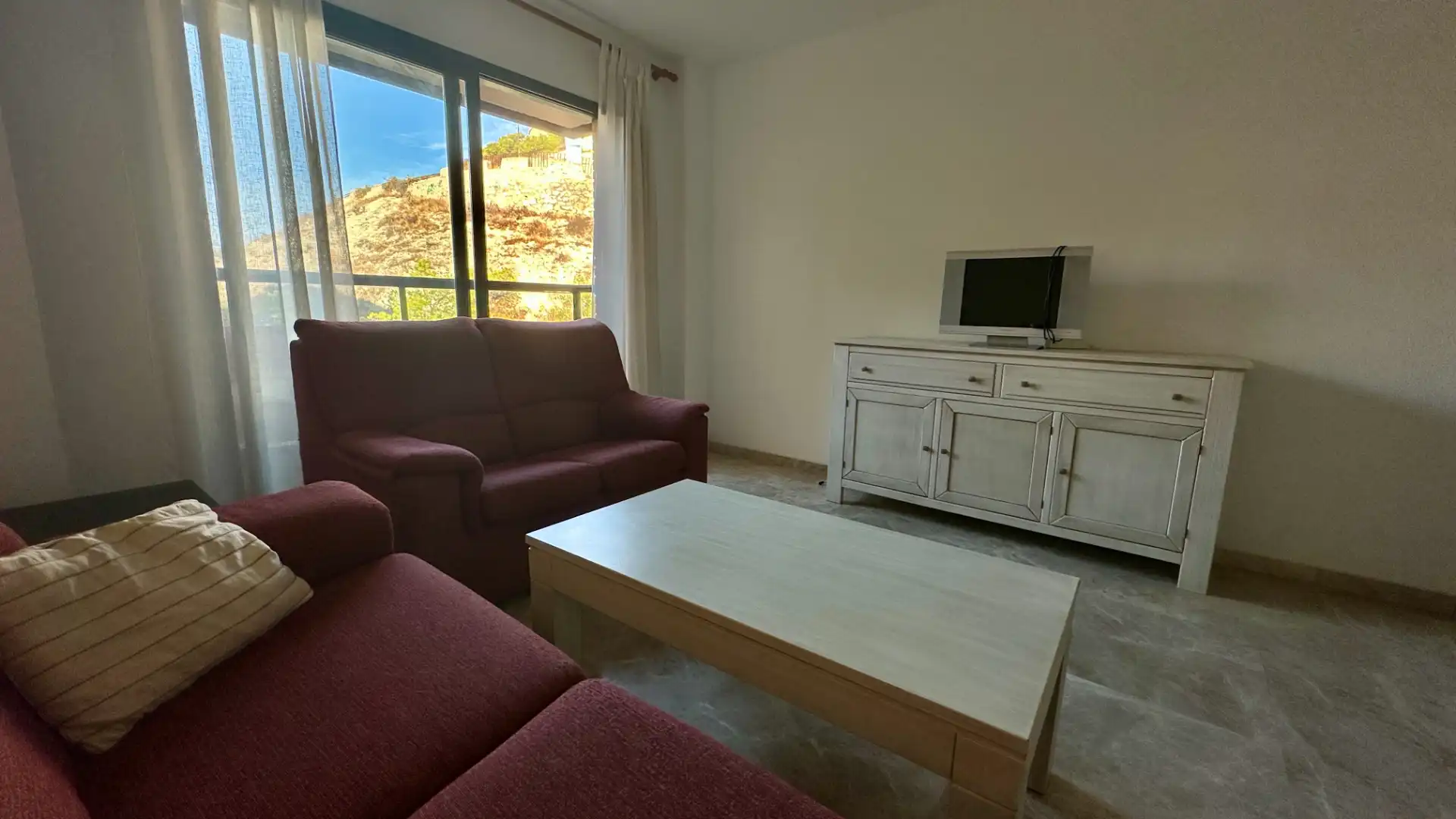 Flat with terrace for sale in Calle Ronda del Castillo, imagen 5