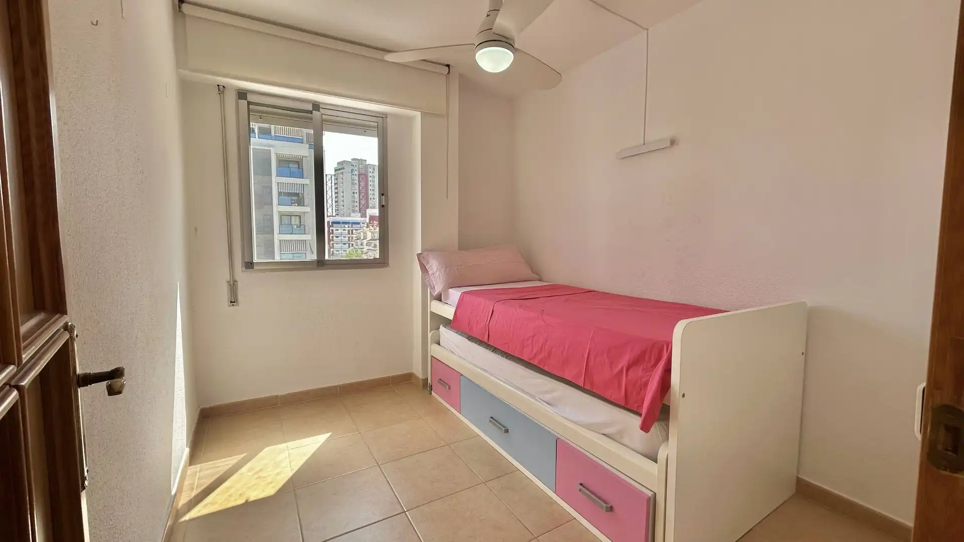 Bedroom of Apartments for rent in La Pobla de Farnals  with Air Conditioner, Parquet flooring and Terrace