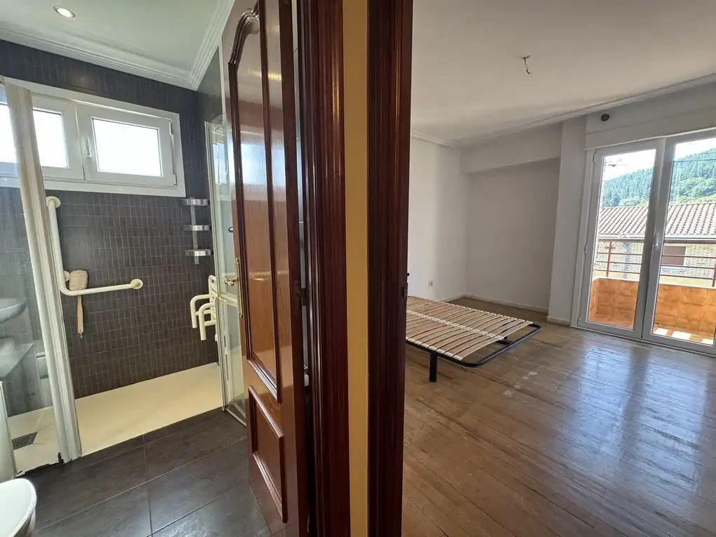 Flat for sale in Legazpi  with Heating and Balcony