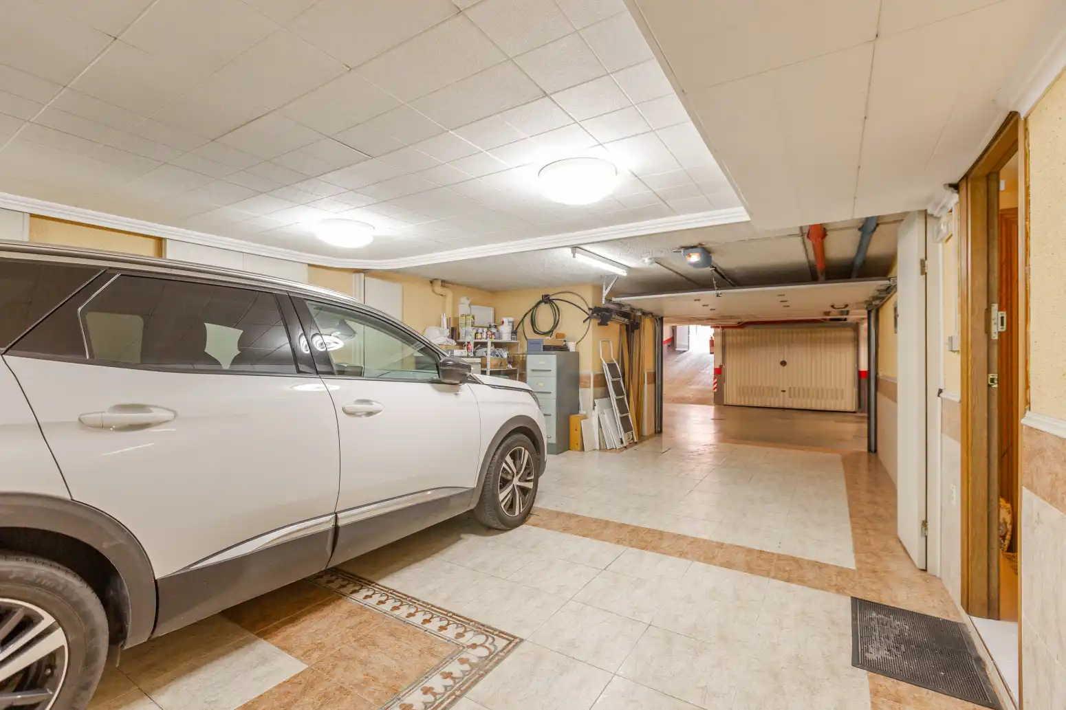 Parking de Casa adosada en venta en Barañáin / Barañain con Calefacción, Jardín privado y Parquet