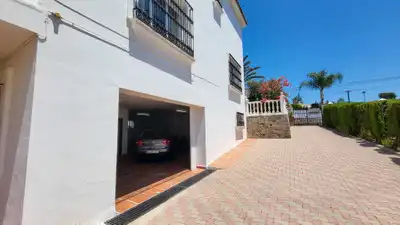 Chalet con piscina en venta en Elviria - Cabopino, imagen 30