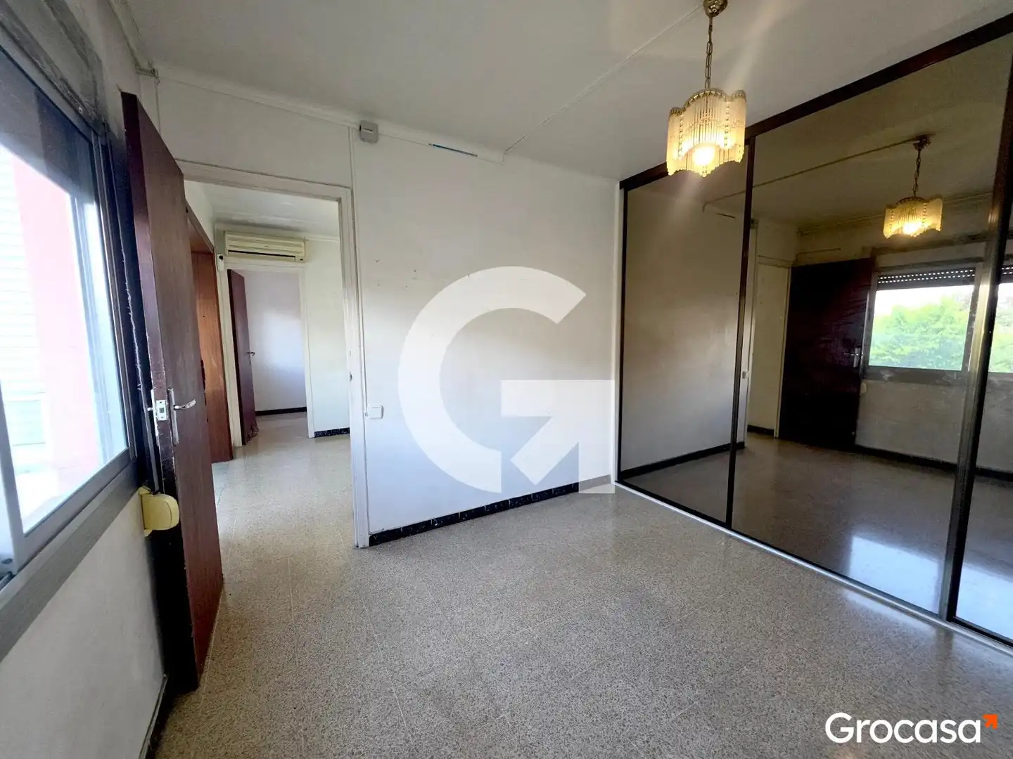 Bedroom of Flat for sale in Cornellà de Llobregat  with Air Conditioner, Heating and Oven