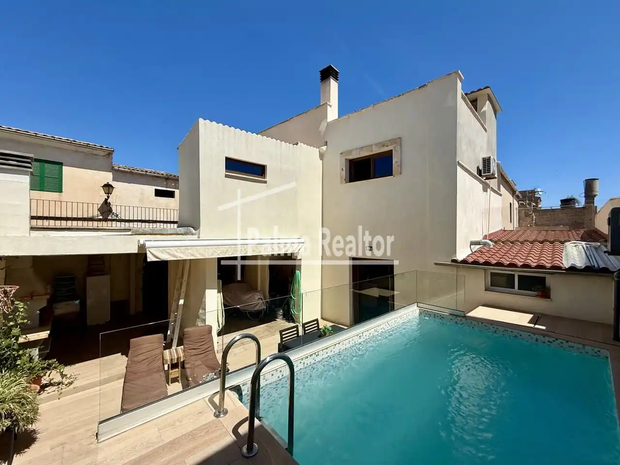 Vista exterior de Casa o xalet en venda en Son Servera amb Aire condicionat, Terrassa i Traster