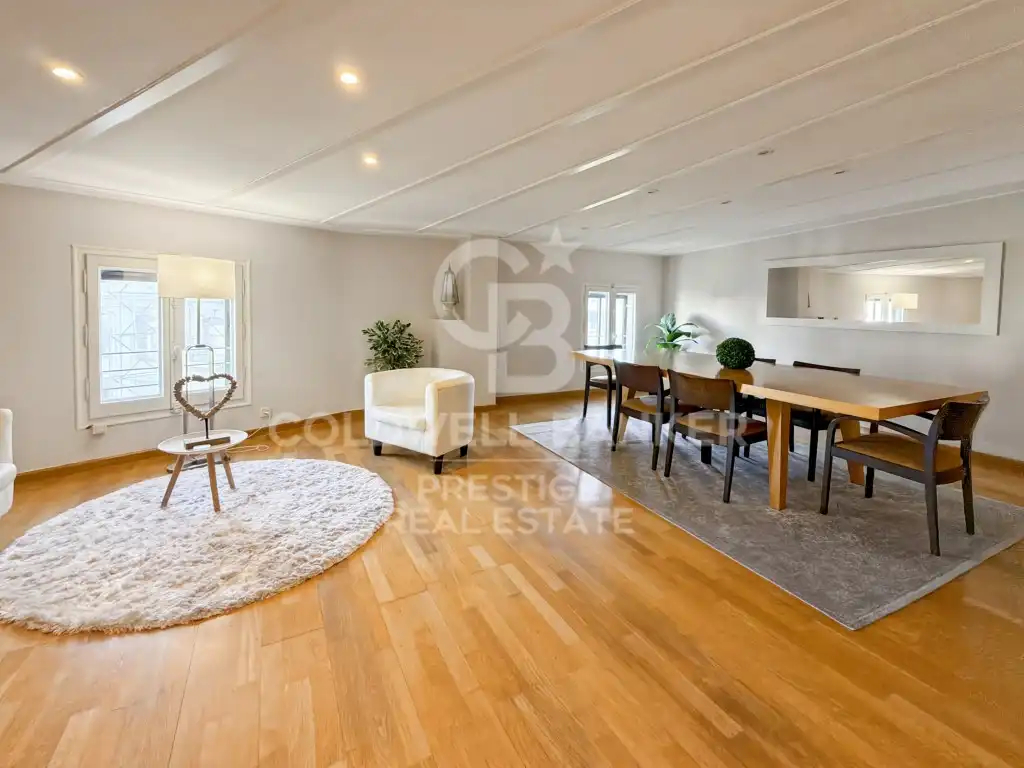 Piso con ascensor en venta en Gran Via Corts Catalanes, imagen 7