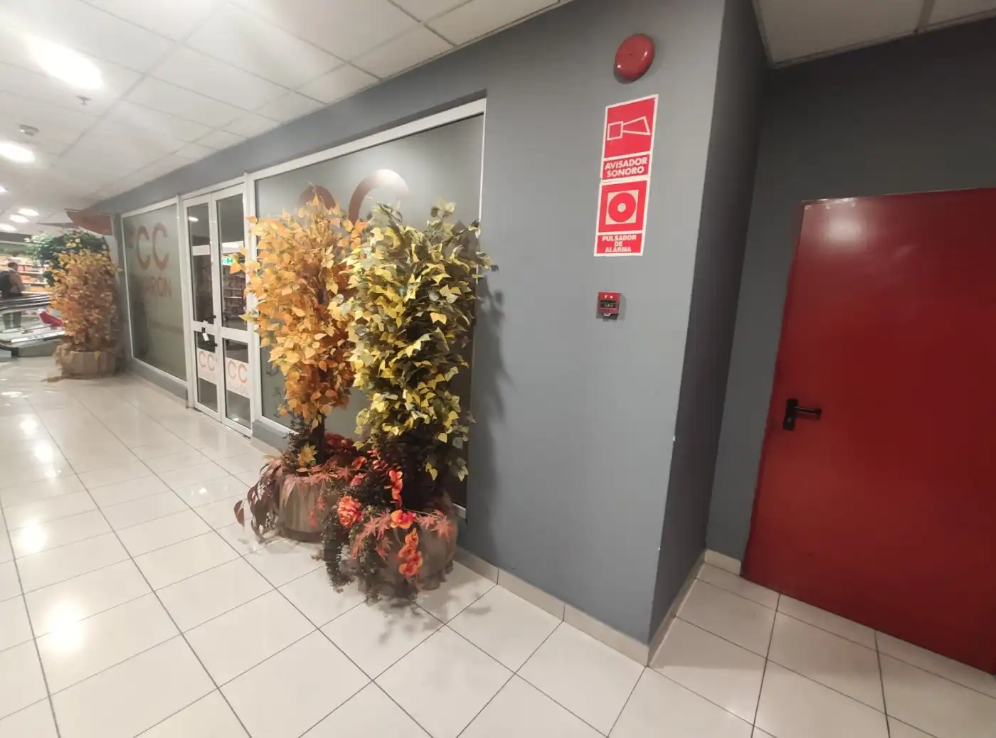 Local comercial en venda a Plaza GALICIA, imagen 2