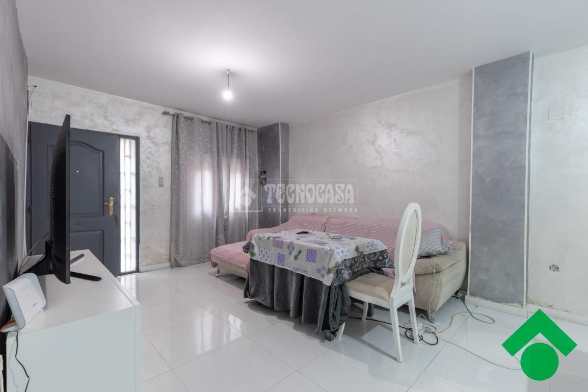 Habitación de Casa adosada en venta en  Granada Capital con Aire acondicionado y Terraza