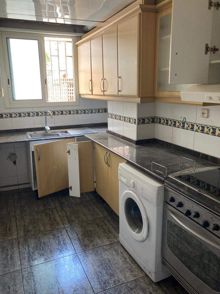 Kitchen of Flat for sale in  Barcelona Capital  with Heating