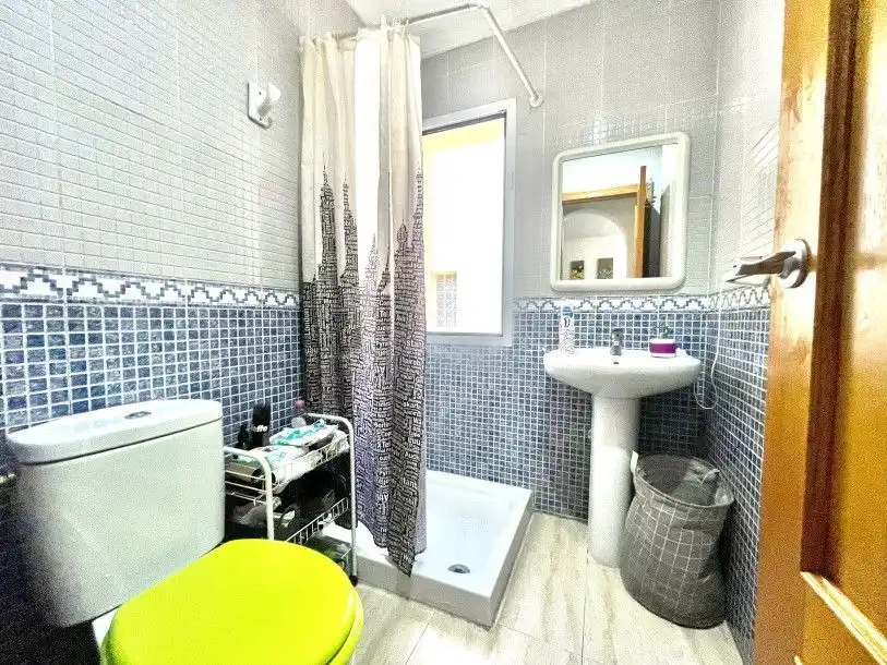 Bathroom of Houses for sale in Calpe / Calp  with Air Conditioner, Heating and Private garden