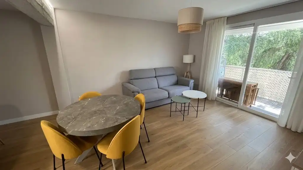 Sala de estar de Piso en venta en Madrid con Calefacción, Terraza y Trastero