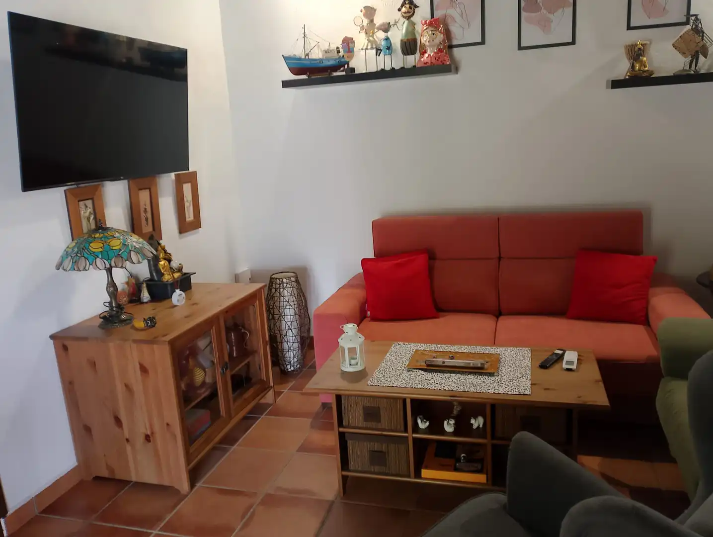 Sala de estar de Finca rústica en venta en Vélez-Málaga con Aire acondicionado, Jardín privado y Terraza