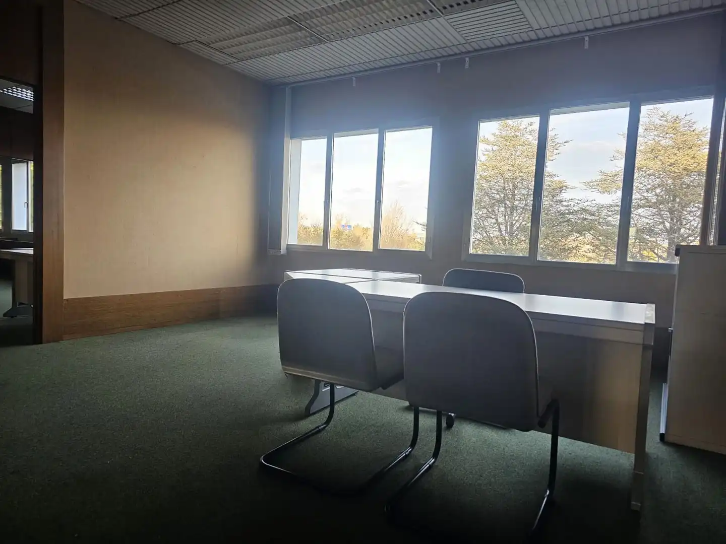 Büro zur Miete in Sant Quirze del Vallès mit Klimaanlage und Heizung