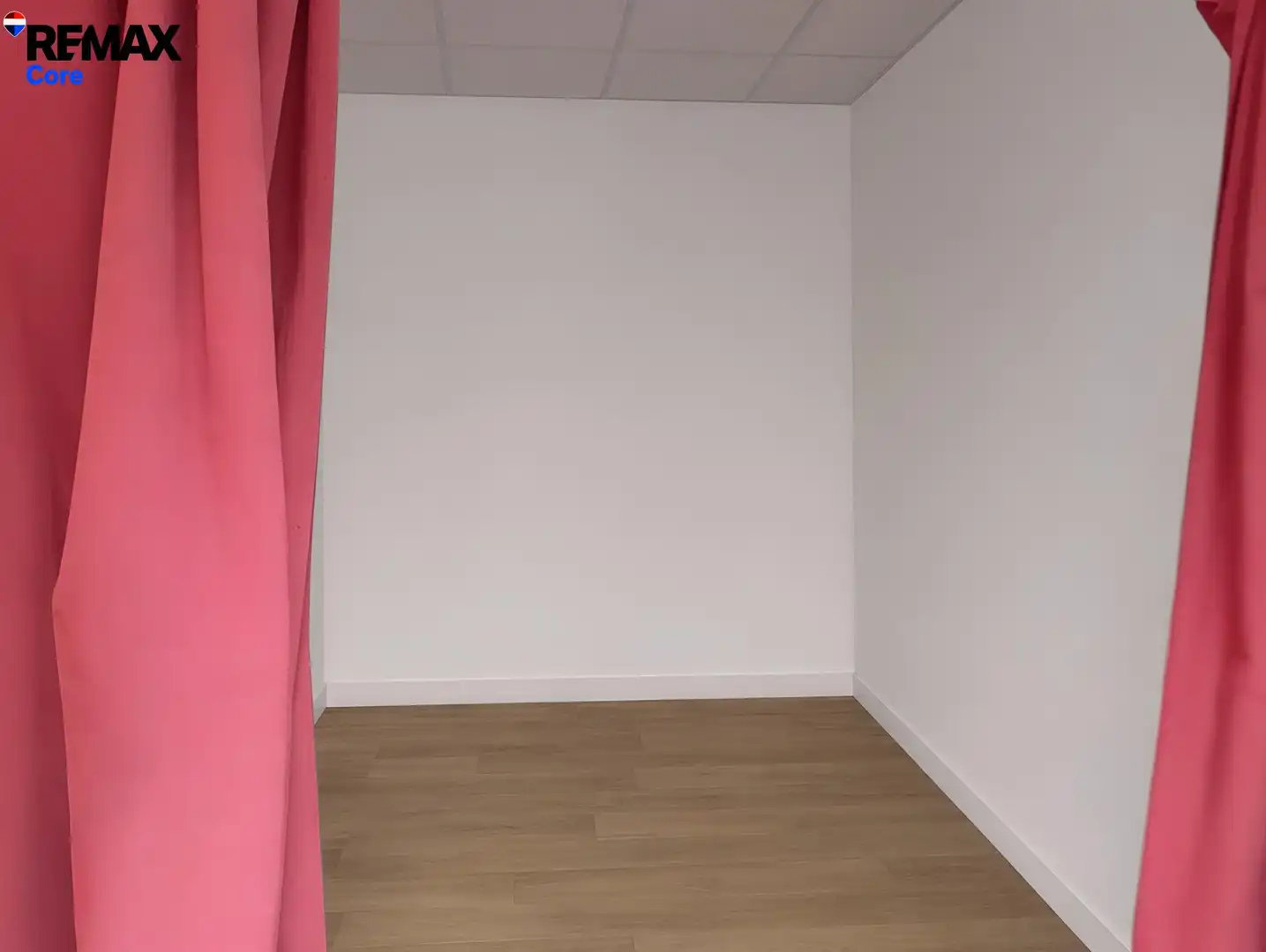 Gewerbefläche zum Verkauf in Nuevo Cáceres, imagen 19
