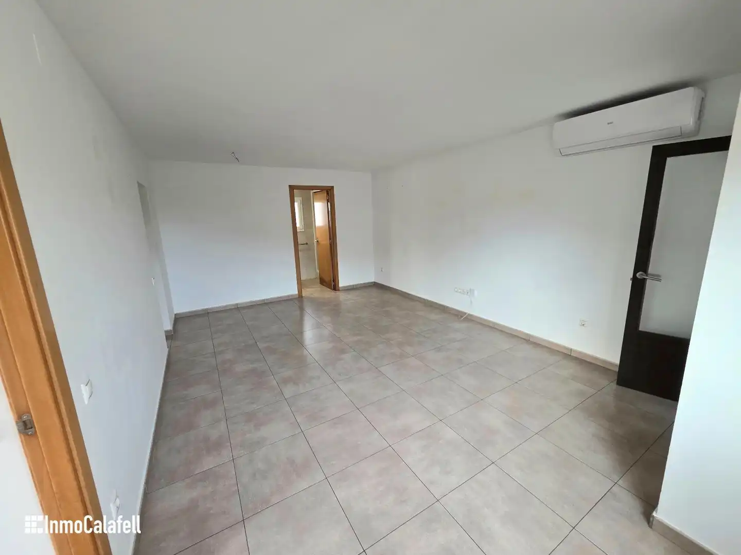 Semi-detached house with garden for sale in Figuera, imagen 8