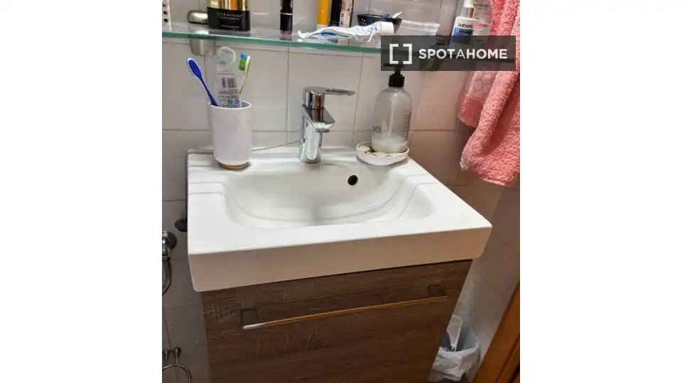 Habitació a Sabadell, Barcelona