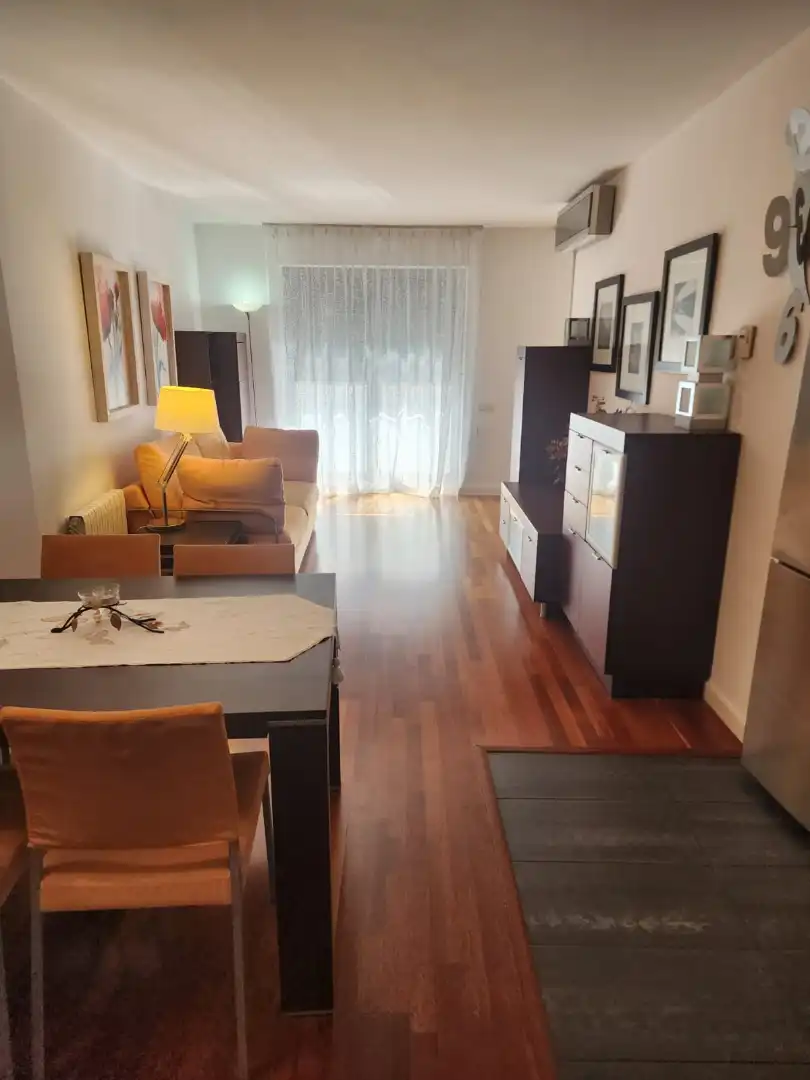 Living room of Flat for sale in Cornellà de Llobregat  with Air Conditioner, Heating and Parquet flooring