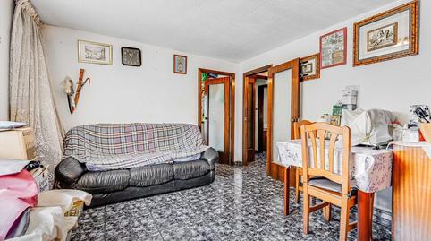 Foto 3 de Piso en venta en Bufalà, Badalona