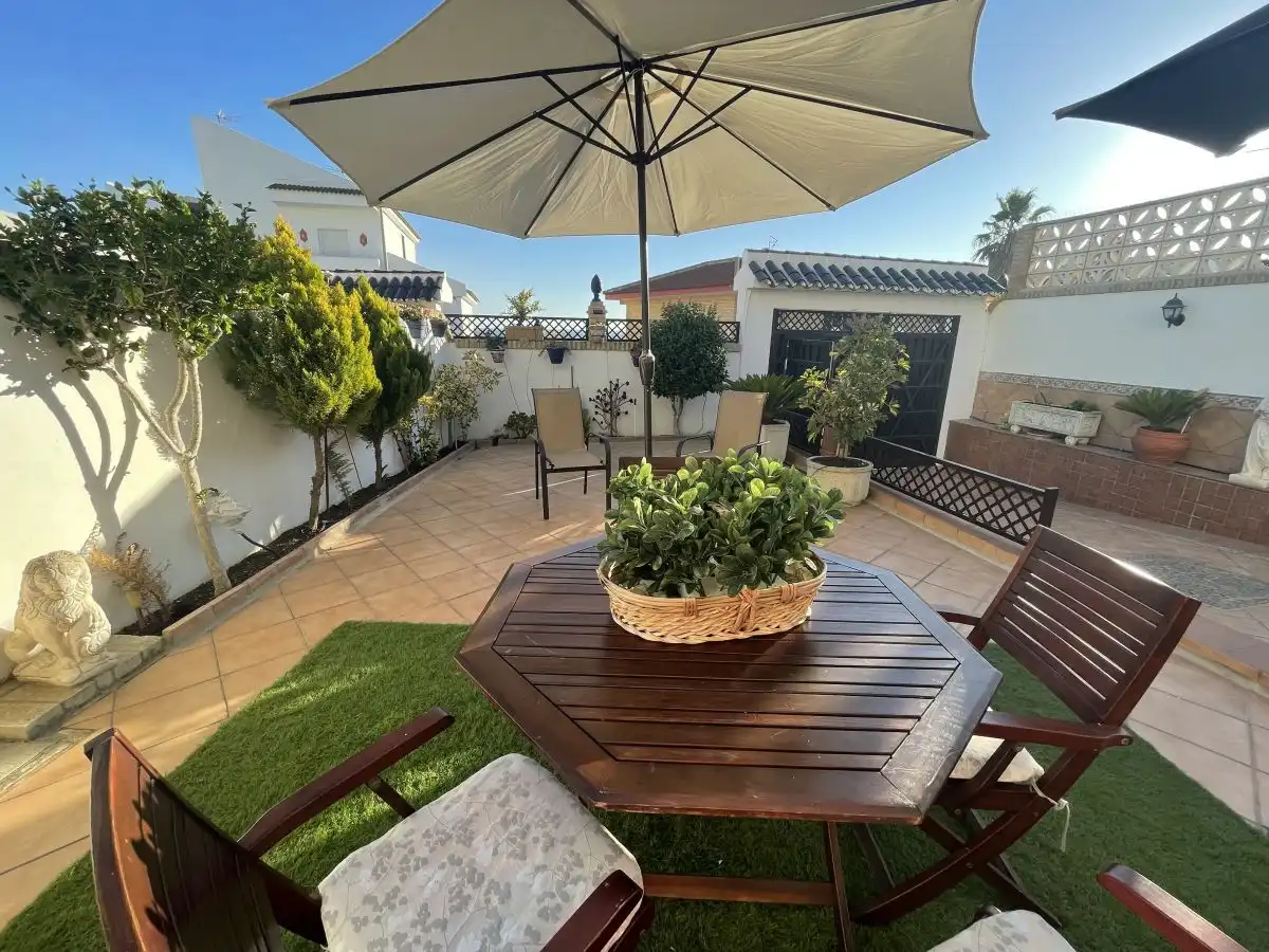 Chalet en venta en Matalascañas, imagen 2