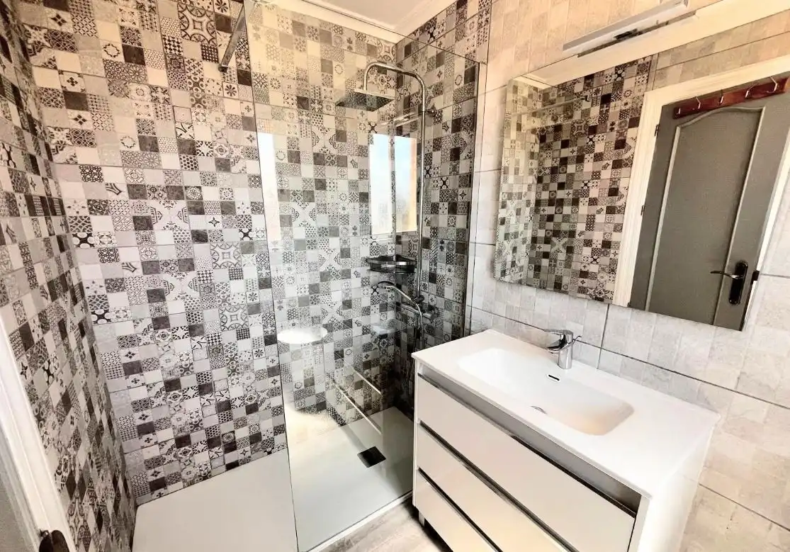 Bathroom of Flat for sale in La Nucia  with Air Conditioner, Private garden and Storage room