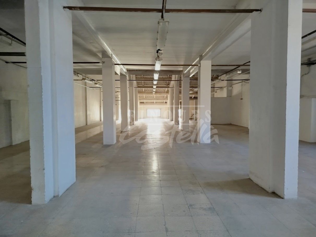 Nave industrial de alquiler en Mataró
