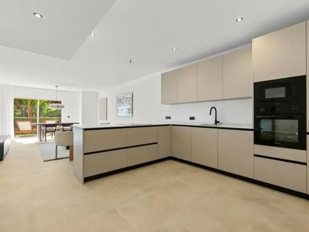 Wohnung mit Pool zum Verkauf in Nueva Andalucía, imagen 18