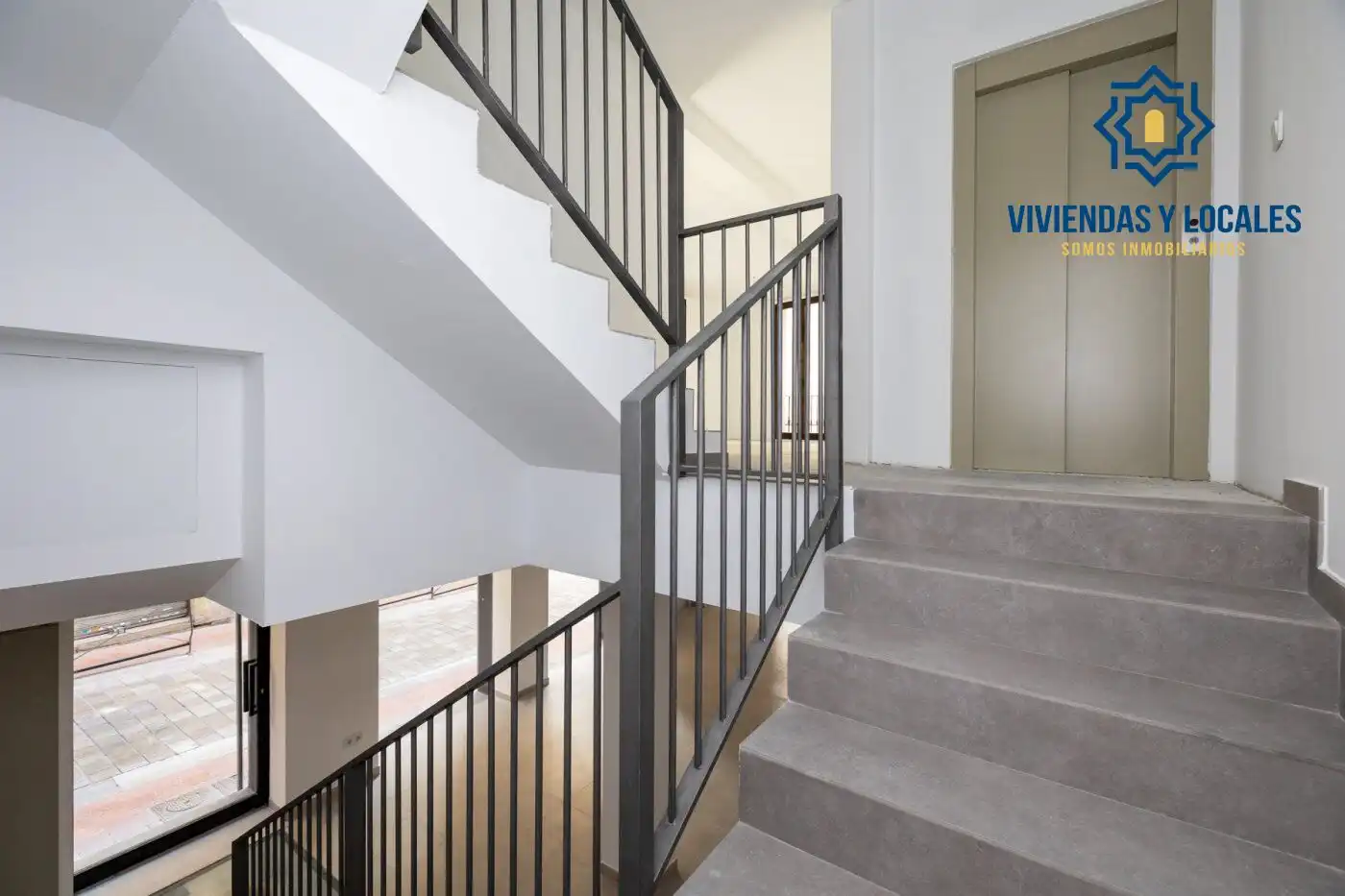 Inmuebles singulares con ascensor en venta en Calle San Matías, imagen 9