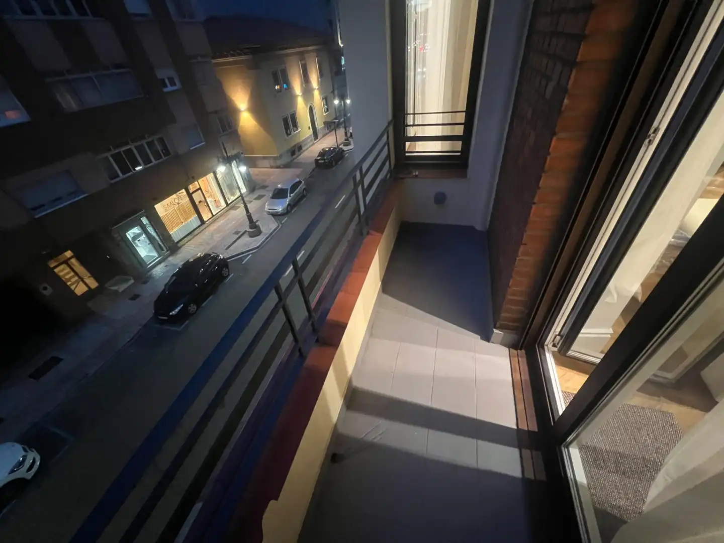 Vista exterior de Piso en venta en León Capital 