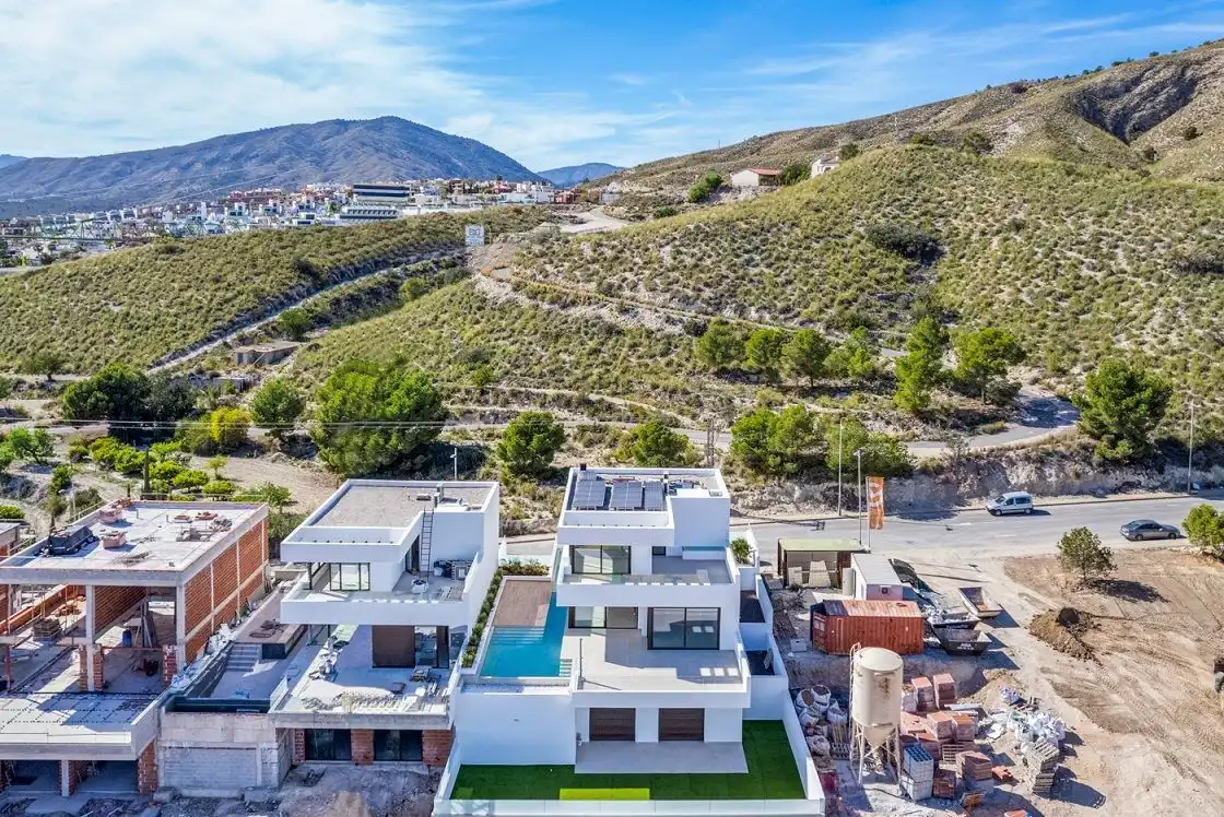 Maison avec piscine à vendre à Golf Bahía, imagen 3
