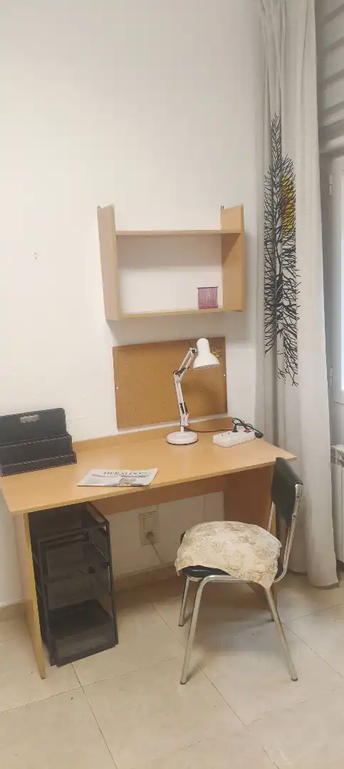Habitación de Piso de alquiler en Zaragoza con Calefacción, Amueblado y Horno