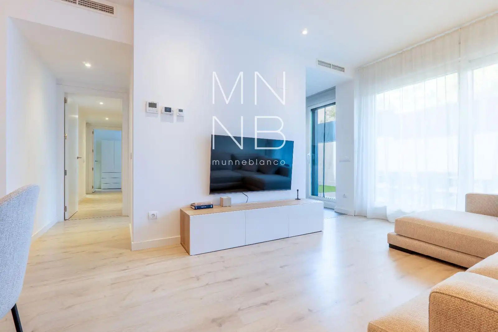 Sala de estar de Piso en venta en Sant Andreu de Llavaneres con Aire acondicionado, Calefacción y Trastero