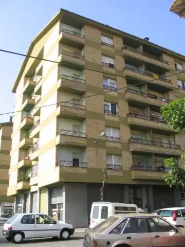 Vista exterior de Pis en venda en Olot