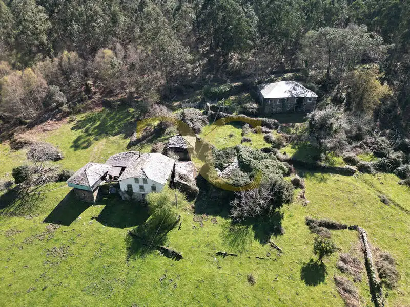 Casa o xalet en venda en Villayón amb Jardí privat