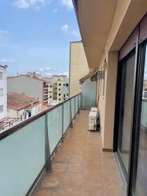 Dúplex de alquiler en Carrer Joaquim Botet i Sisó, 28, Montilivi