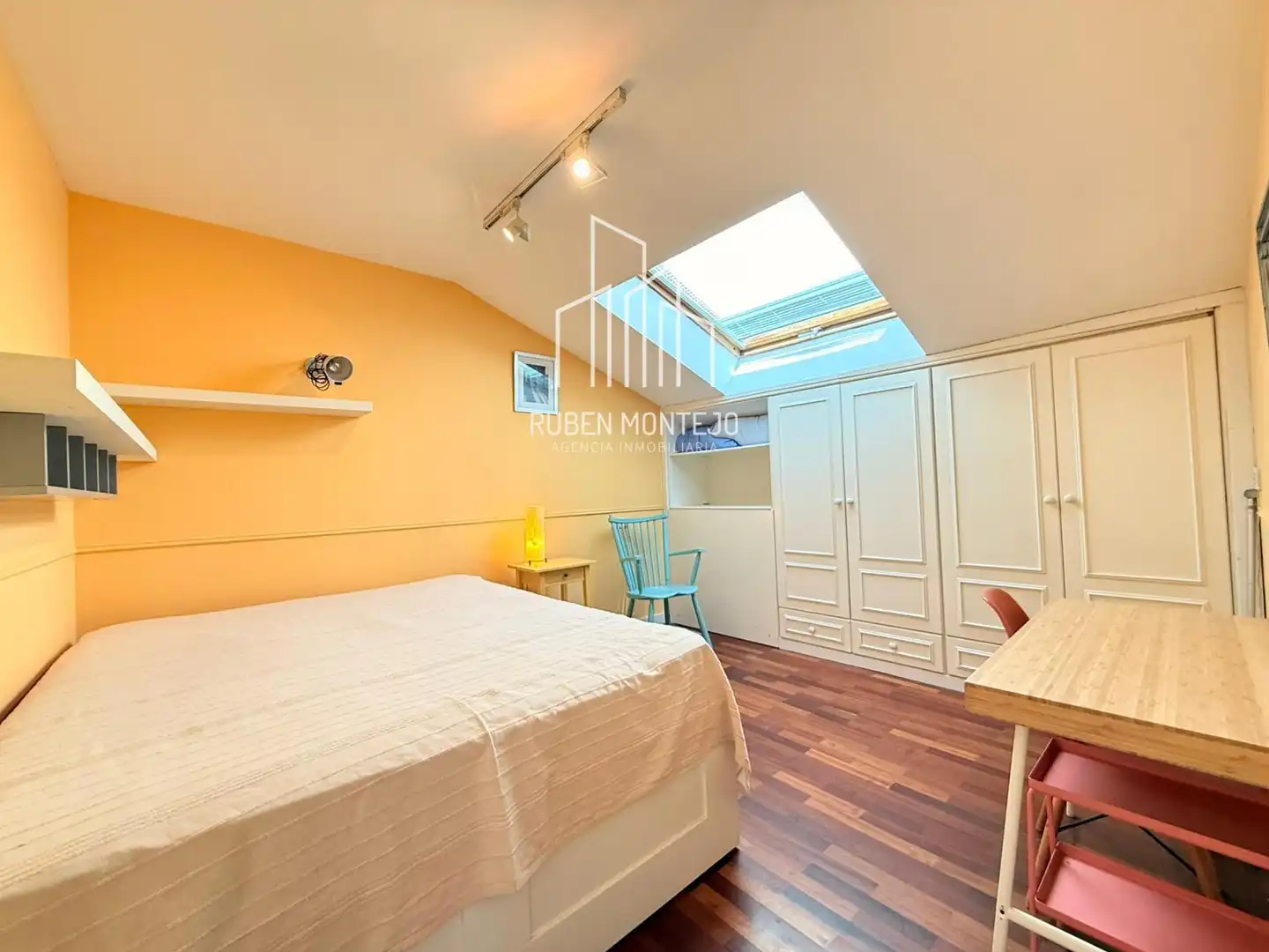 Bedroom of Attic for rent in Salamanca  with Air Conditioner, Heating and Terrace