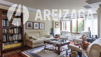 Living room of Flat for sale in Donostia - San Sebastián   with Heating, Storage room and Balcony