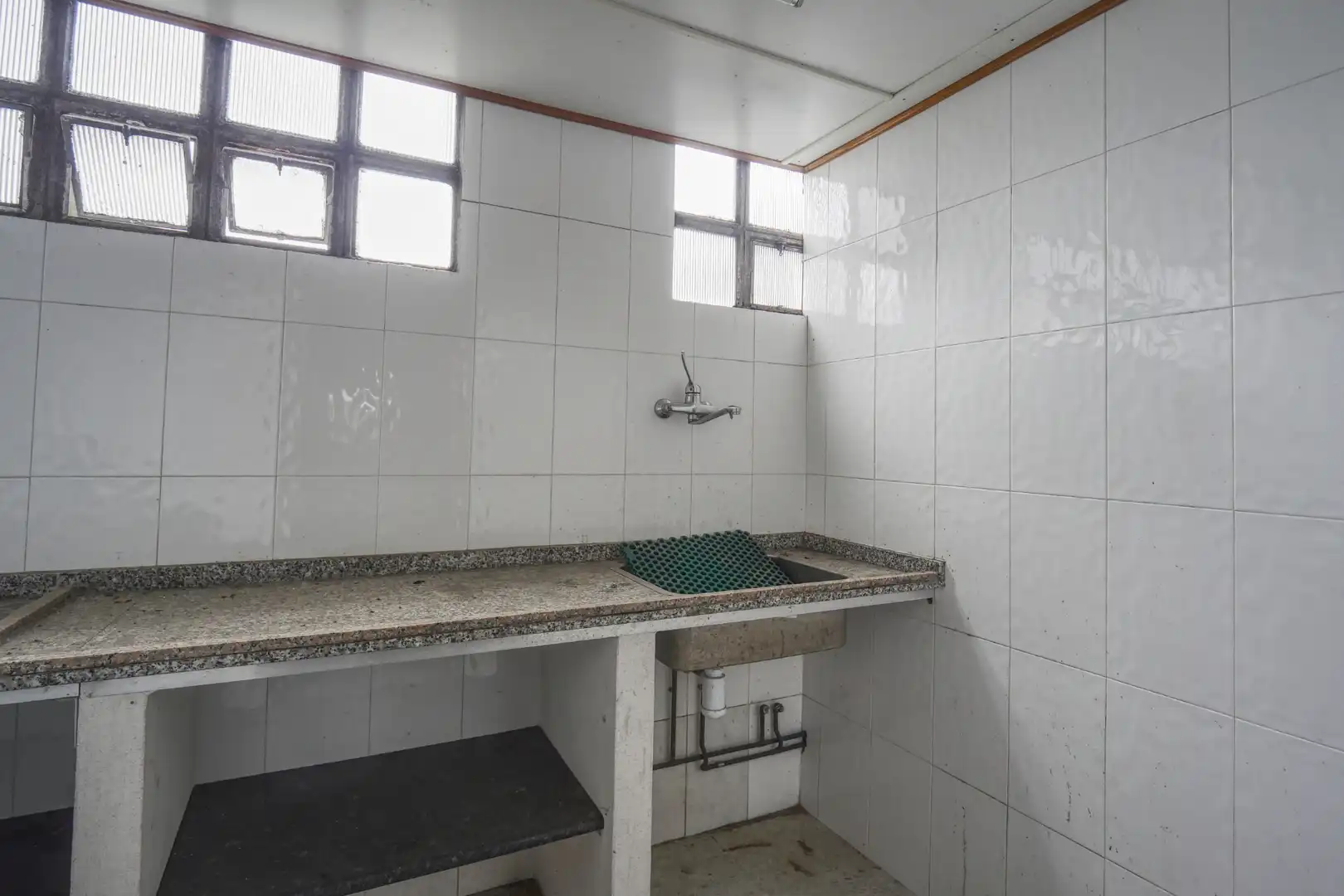 Cocina de Edificio en venta en Padrón