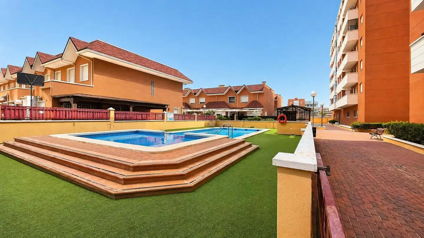 Schwimmbecken von Wohnung zum Verkauf in Elche / Elx mit Klimaanlage, Balkon und Gemeinschaftspool