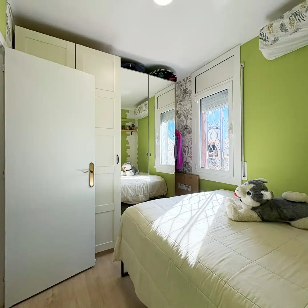 Habitación de Ático en venta en Granollers con Aire acondicionado, Terraza y Trastero
