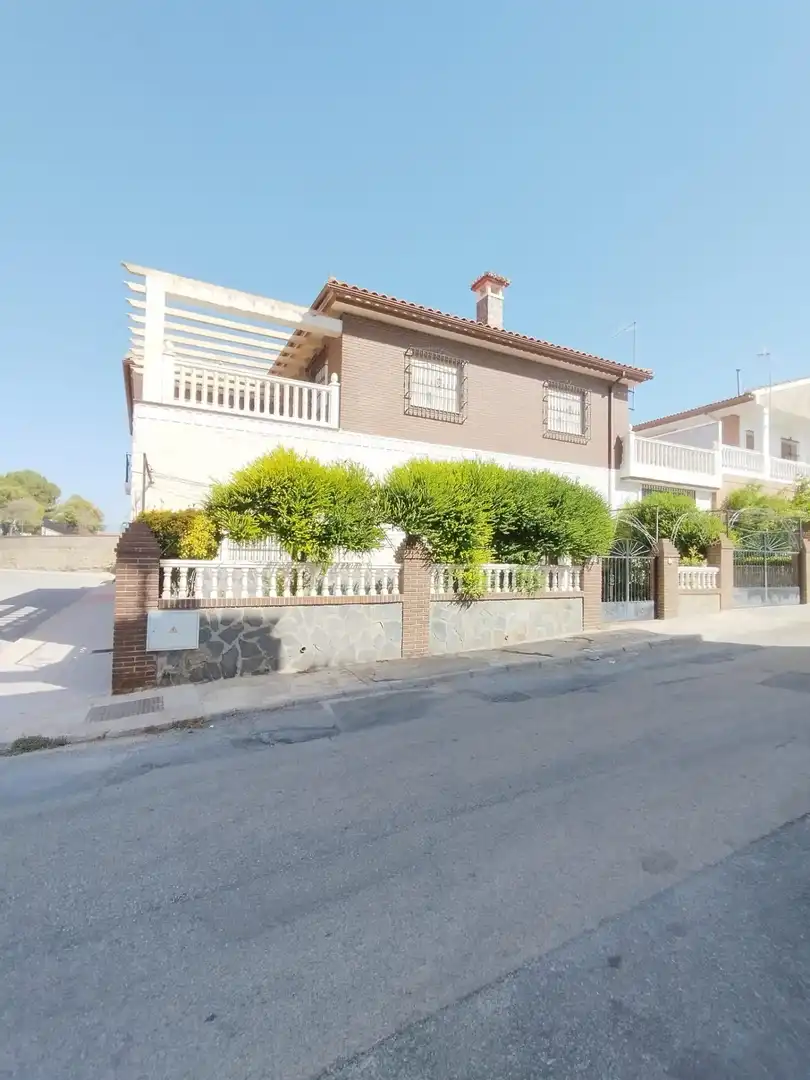 Detached house with terrace for sale in GANIVET, imagen 3