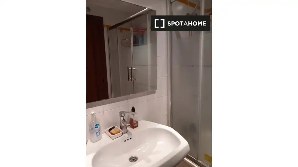Room in Rosas - Musas