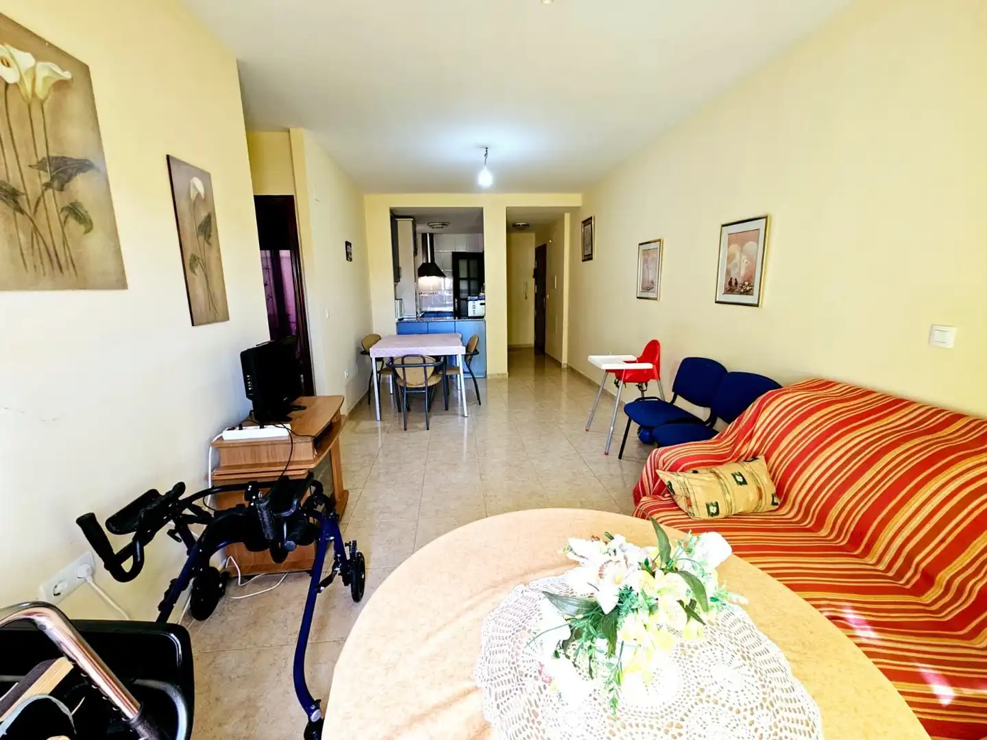 Sala de estar de Piso en venta en Rubite con Terraza y Amueblado