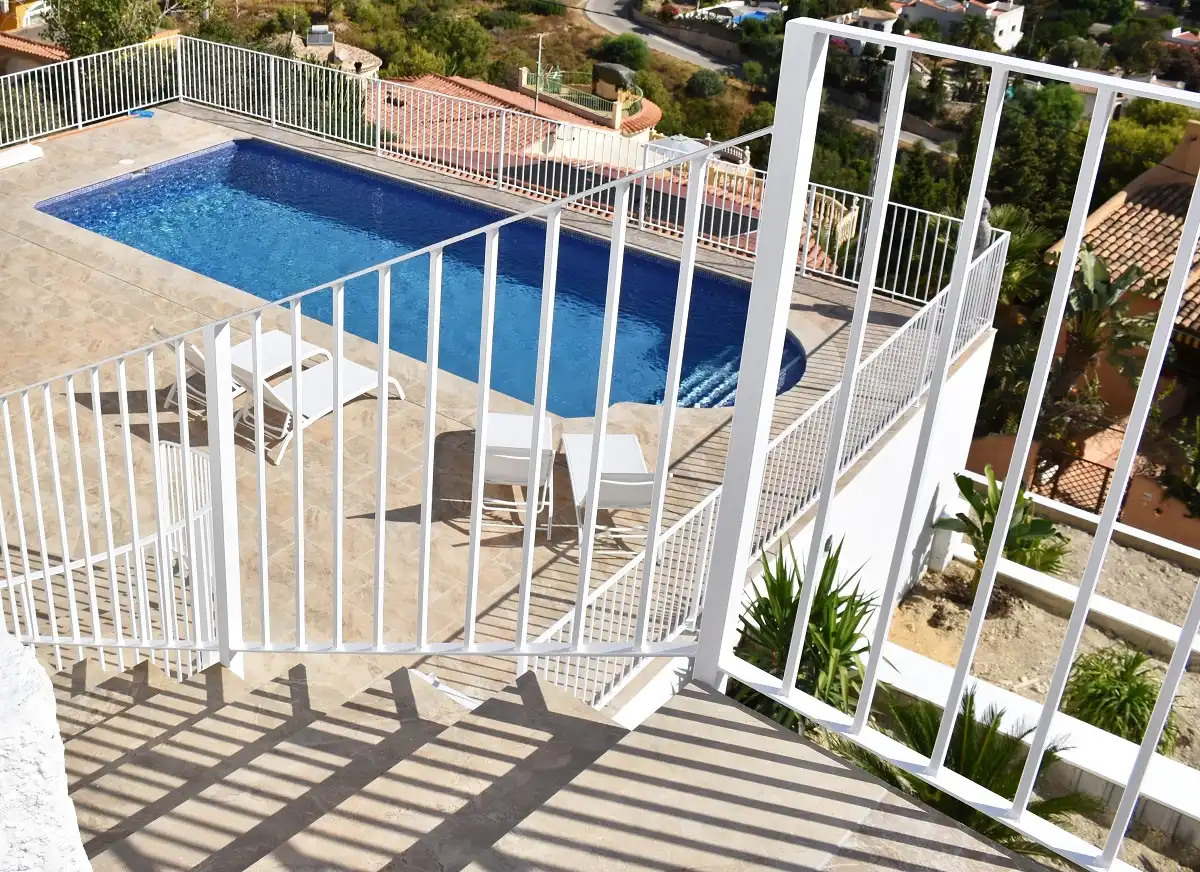 Piscina de Casa o chalet en venta en Calpe / Calp con Aire acondicionado, Calefacción y Jardín privado