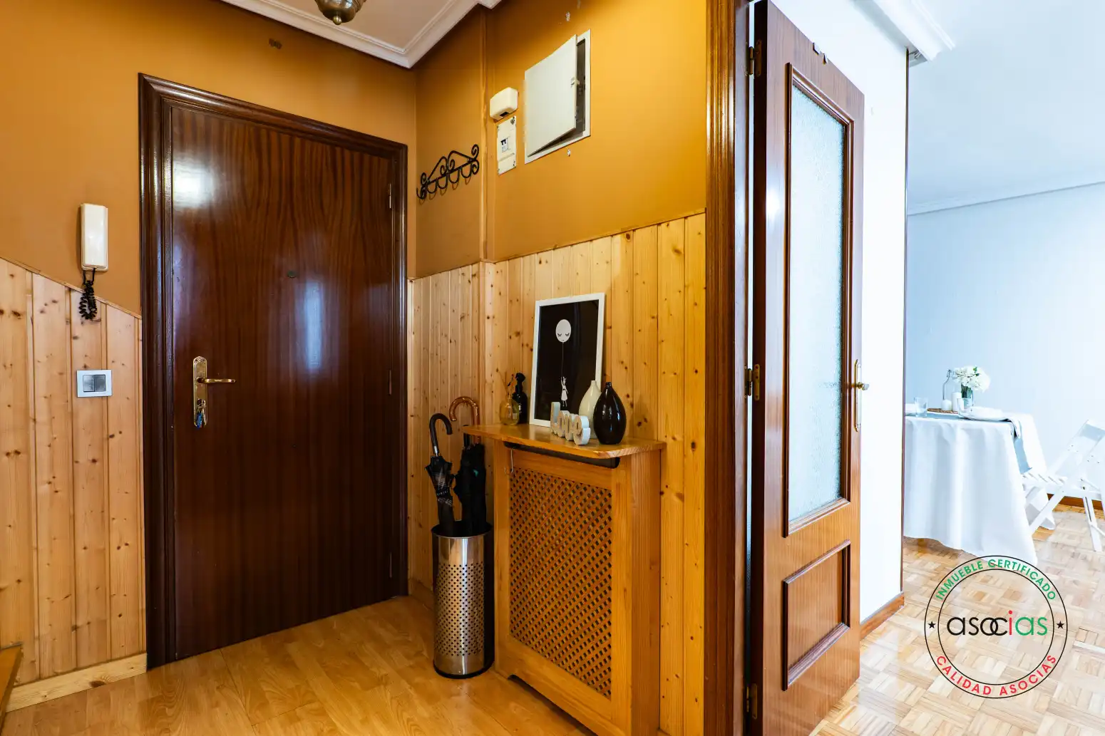 Wohnung zum Verkauf in Gijón  mit Heizung, Parkett und Abstellraum