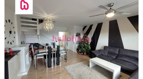 Foto 3 de Casa adosada en venta en Calle Llorers, Santa Maria, Barcelona