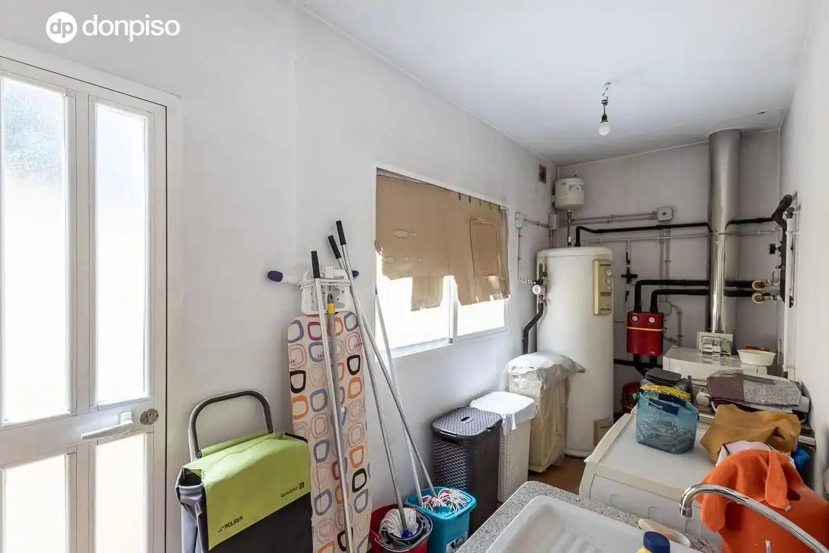 Casa o chalet en venta en Granada con Aire acondicionado, Calefacción y Jardín privado